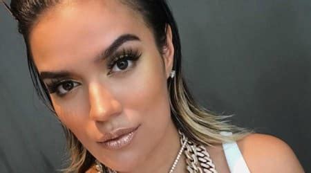 Karol G Height, Weight, Age, Body Statistics